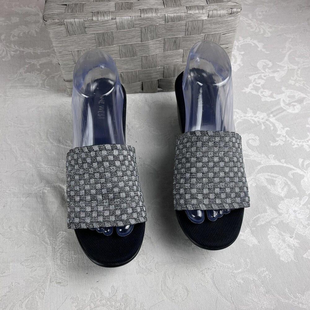 Nine West Womens Shoes Size 8.5 Silver Metaalic Textile Fabric Slide Wedge Heel - Picture 3 of 13
